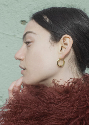 Swivel Hoops in Gold