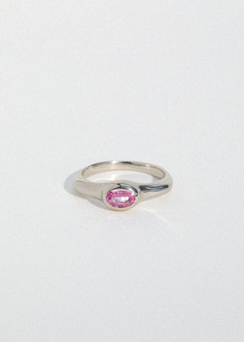 Cecil Ring in White Gold - Faceted Pink Sapphire