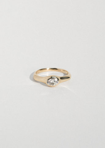Cecil Ring in Gold - Diamond
