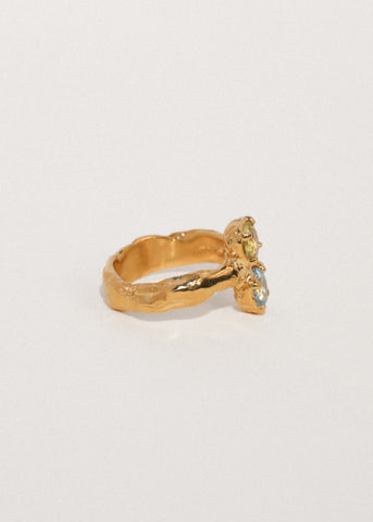 Kiss Ring in Gold Vermeil