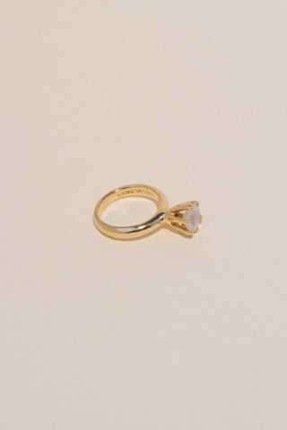 Archive Queen Ring 14k Moonstone